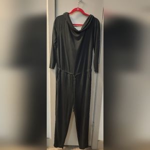 Ladies black comfy jumpsuit long-sleeved